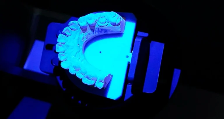 AutoScan-DS-MIX-Shining-escaner dental 3d DENTAL 3D MARKET application 1